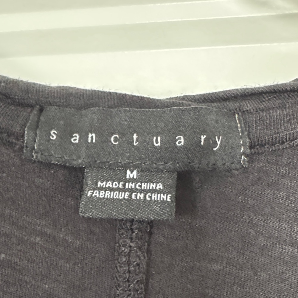 Sanctuary Black Cap Sleeve Tee Pocket detail Medium - Picture 5 of 8
